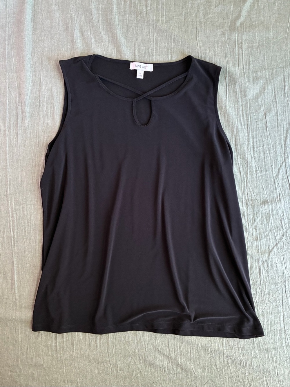 Nine West Black Crisscross Cutout Keyhole Neckline Tank Women’s Size XL
